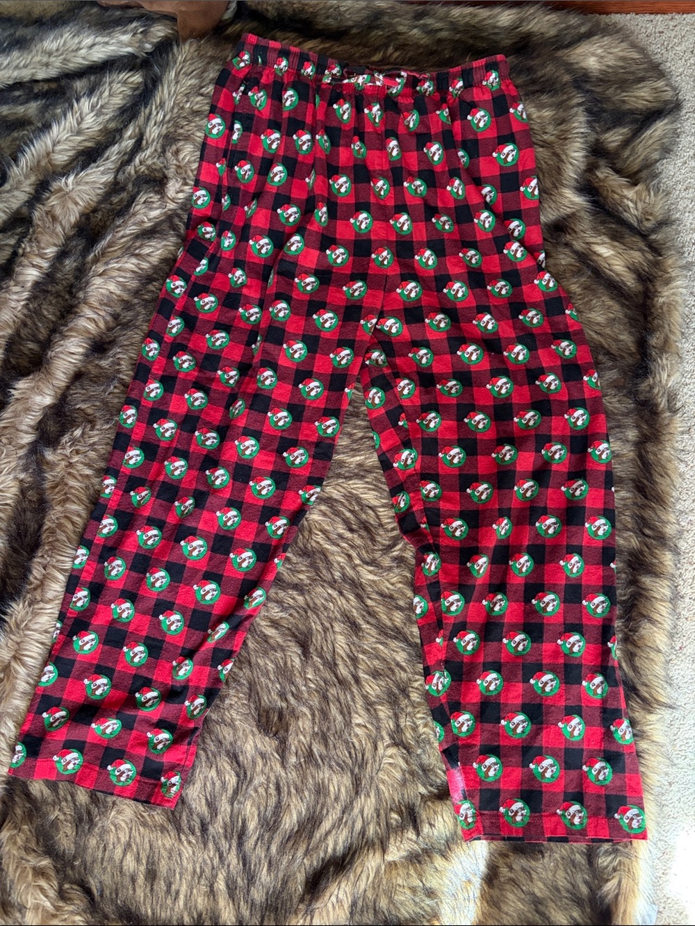 Buc-ee's Christmas Pajama Pants Mens Large Red Buffalo Plaid Santa Hat Beaver